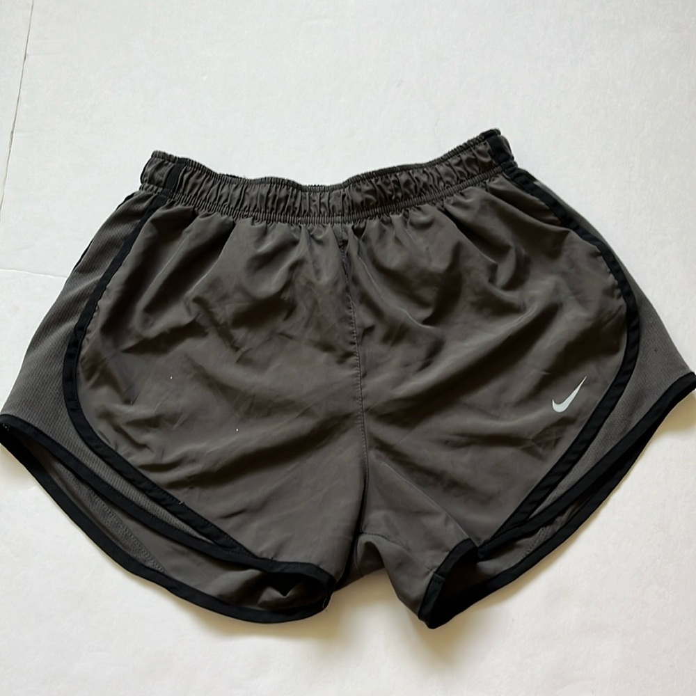 Nike women’s shorts